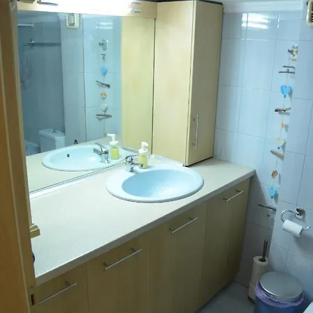 Апартаменты Stefanias House